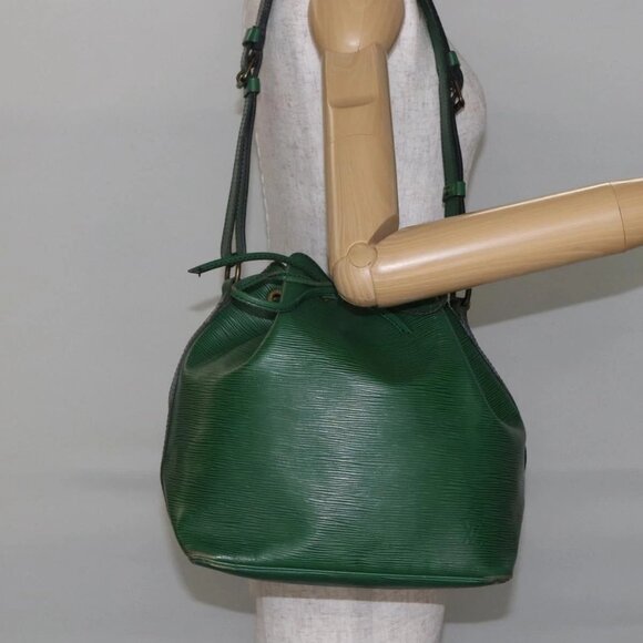 Louis Vuitton Handbags - LOUIS VUITTON Epi Petit Noe Shoulder Bag Green M44104 LV Auth 143573